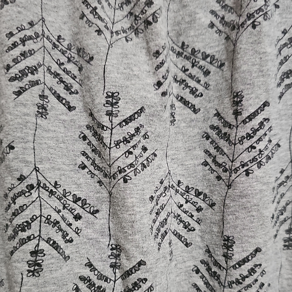Gray Leaf Pattern Nursing Tank Top - Picture 4 of 8